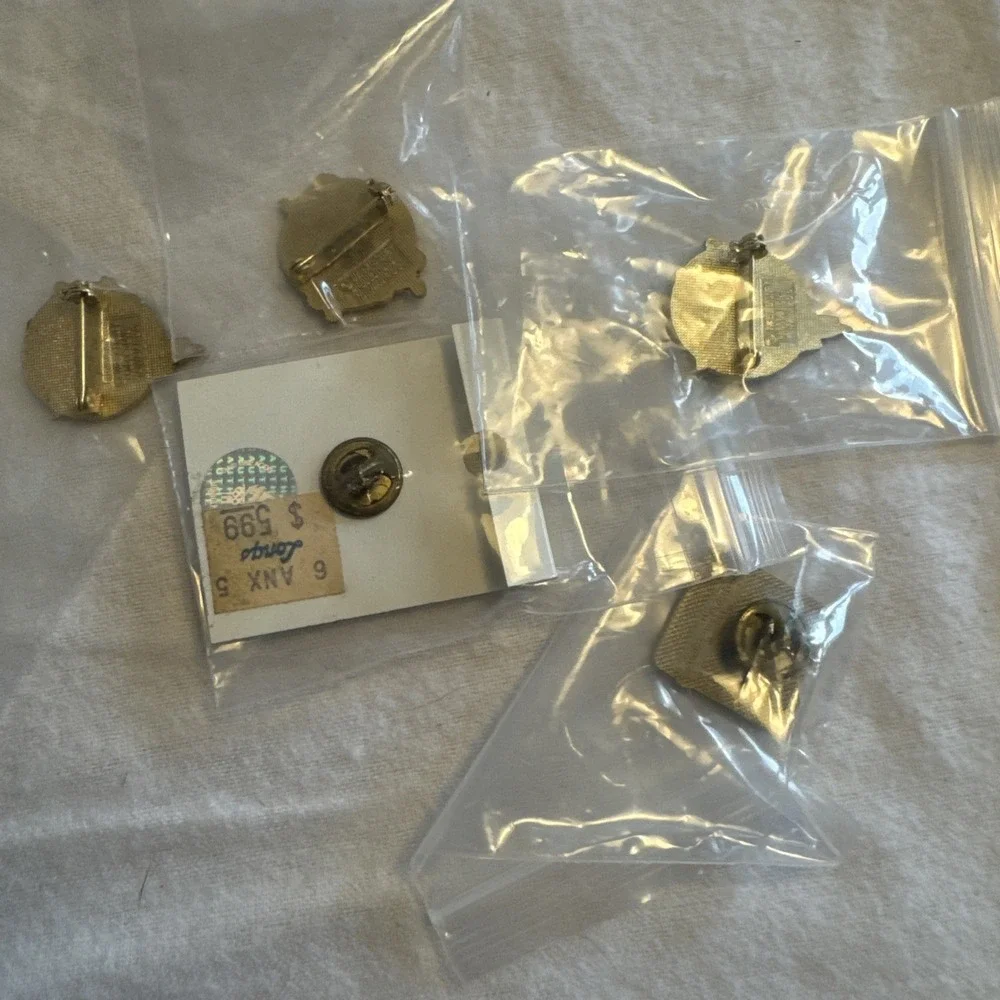 5 Hat‎ Lapel Scarf Pins Buttons Some Vintage Atlanta Olympics DisneyLand Mixed